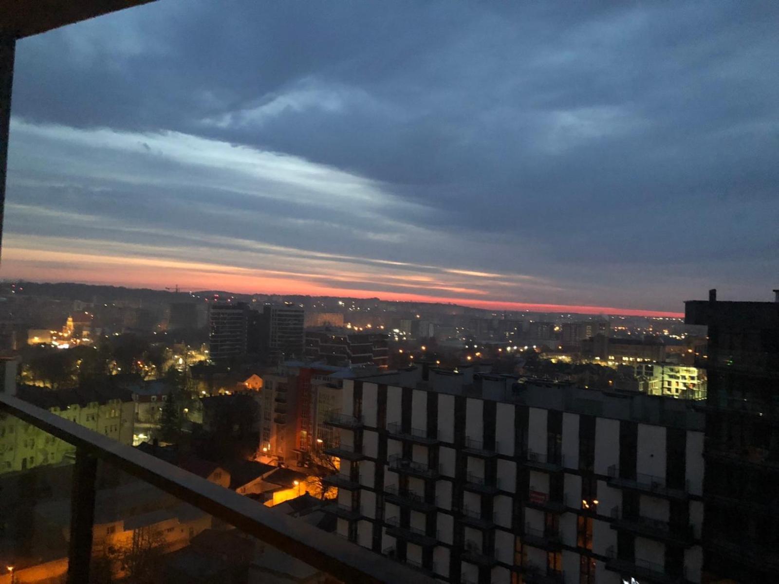 Vip Avalon City Lviv Eksteriør bilde